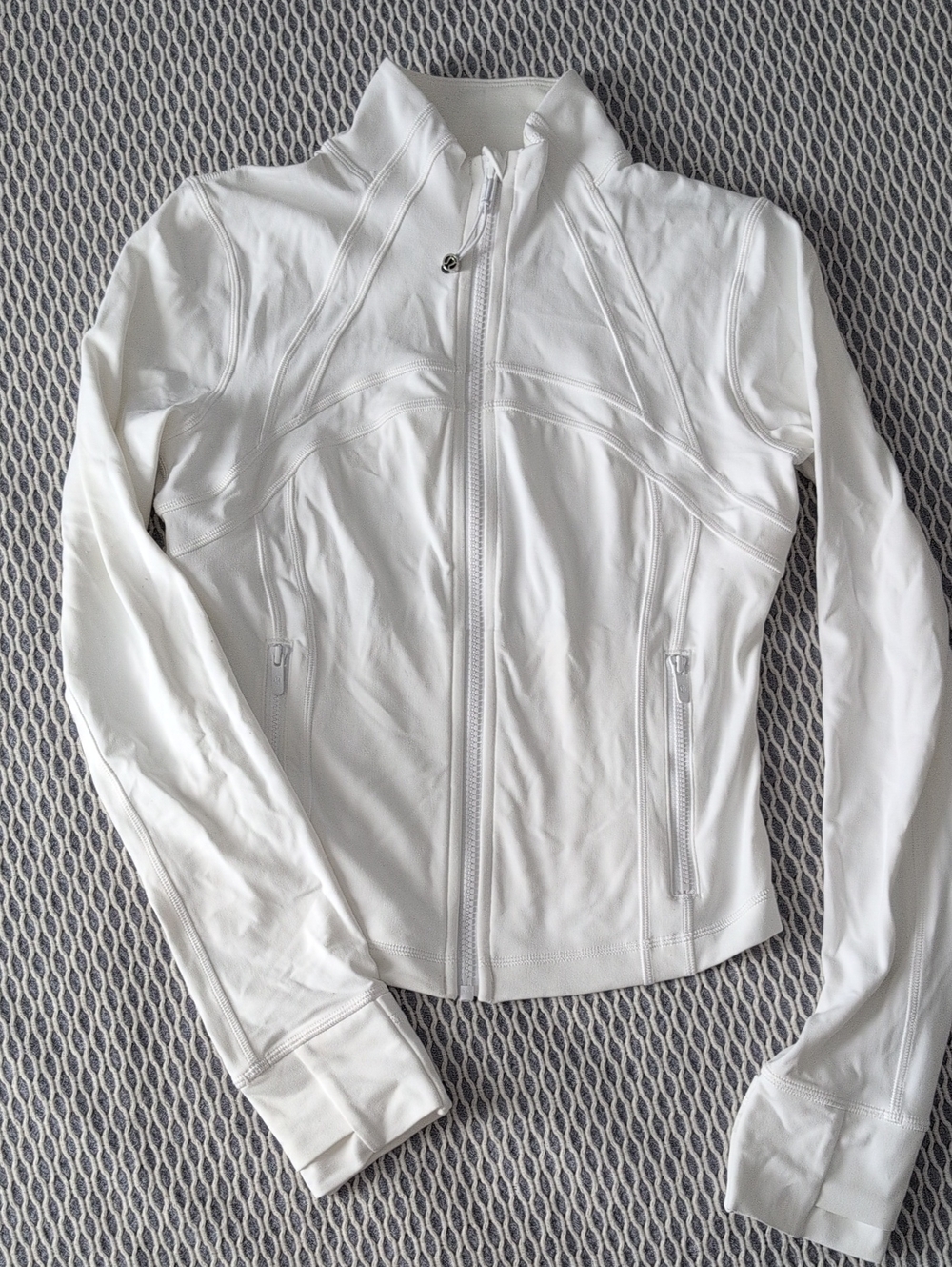 Lululemon Defined Jacket Cropped Size 6
